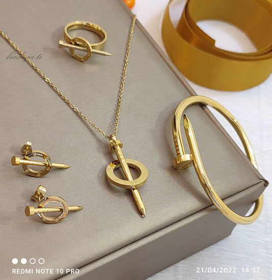 Ensemble clou cartier